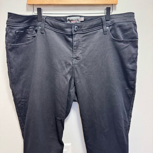 Torrid Black Luxe Skinny Jean Size 20S - Picture 6 of 11